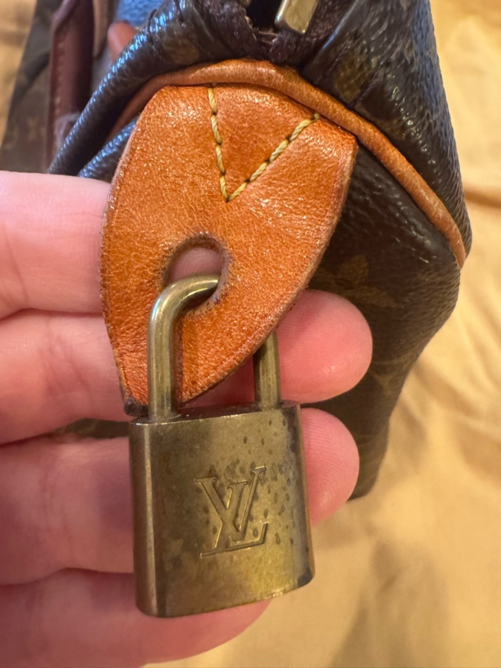 Classic! Timeless! Authentic Louis Vuitton Brown Speedy! With Sleeper Bag! - Picture 10 of 11